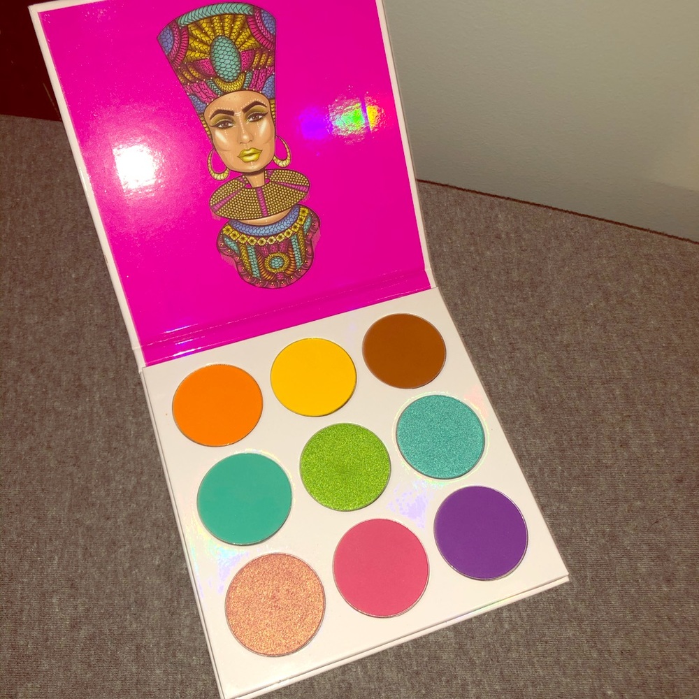 Juvia Place Zulu palette